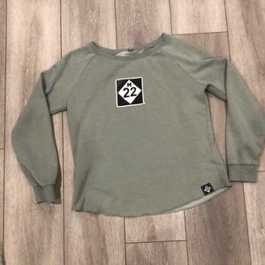 S M22 Pullover Sweatshirt